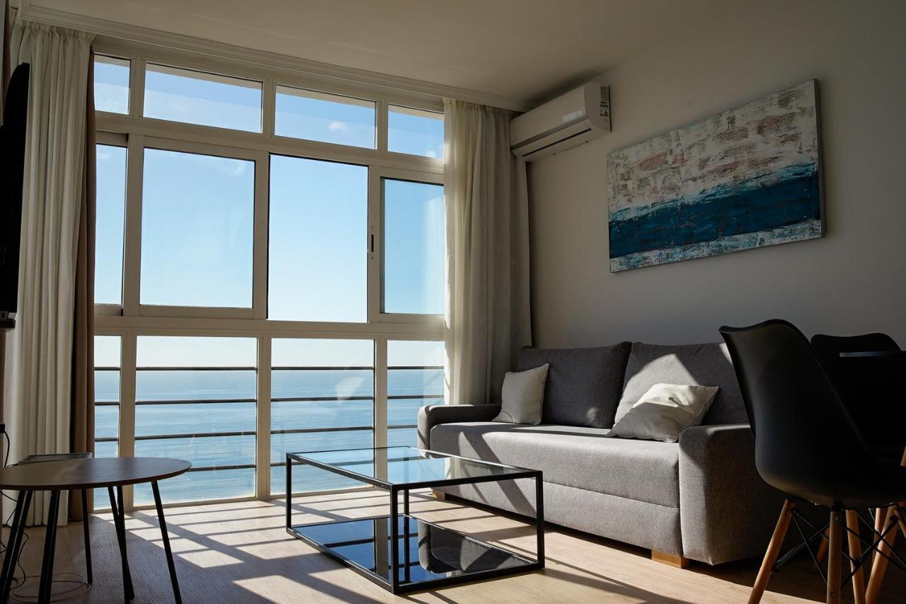 Beachfront Apartment Málaga Esterno foto